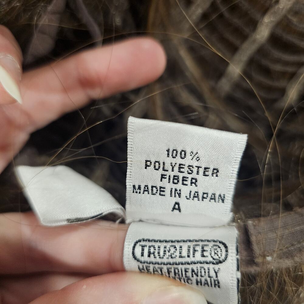 Raquel Welch Wig Brunette with Highlights Front Lace Tru2Life - Picture 8 of 14